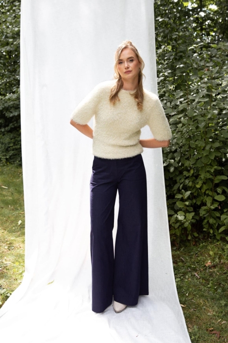 I-coni-K ecru dames trui | Model