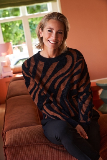 NED FLAIR LS RMJ FURRY PRINT KNIT 25W1 U386 04 635-900 tortoise shell-black