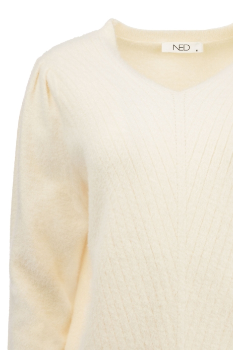 NED ecru dames trui | Close up