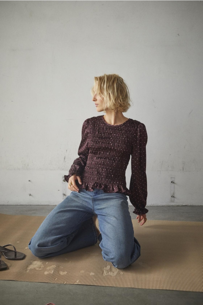 SisterS point bordeaux dames blouse | Sfeerbeeld, In situatie