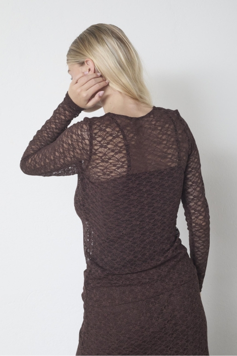 SisterS point bruine dames t-shirt | Model achteraanzicht