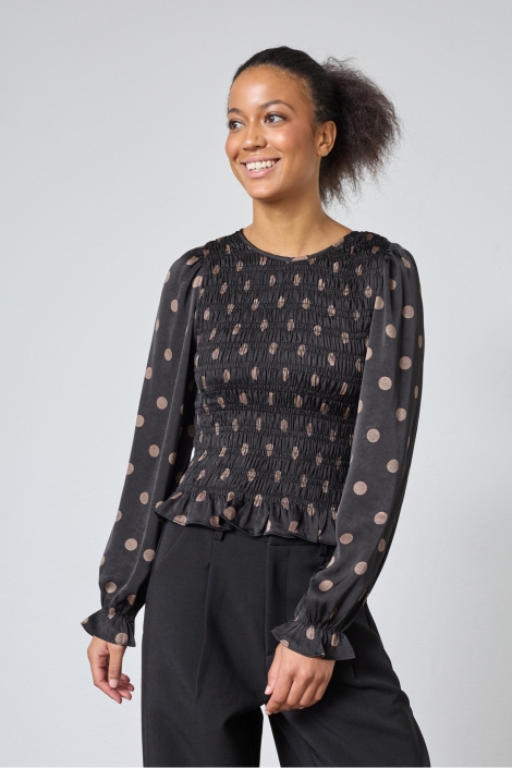 SisterS point zwarte dames blouse | Model vooraanzicht