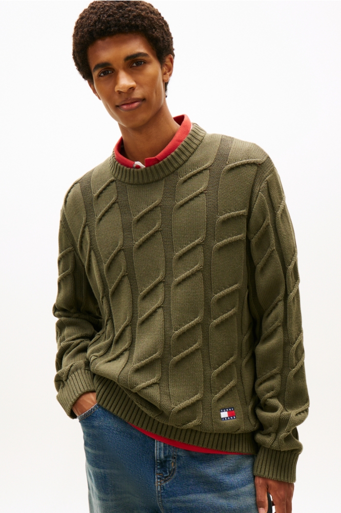 Tommy Jeans groene heren trui | Model vooraanzicht