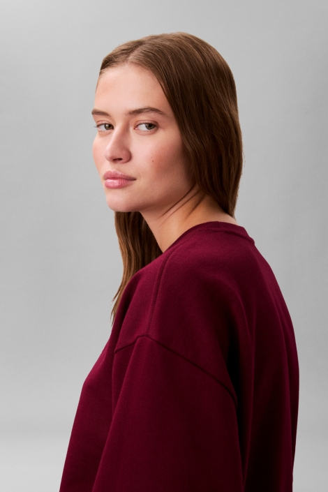 Calvin Klein paarse dames trui | Model zijaanzicht