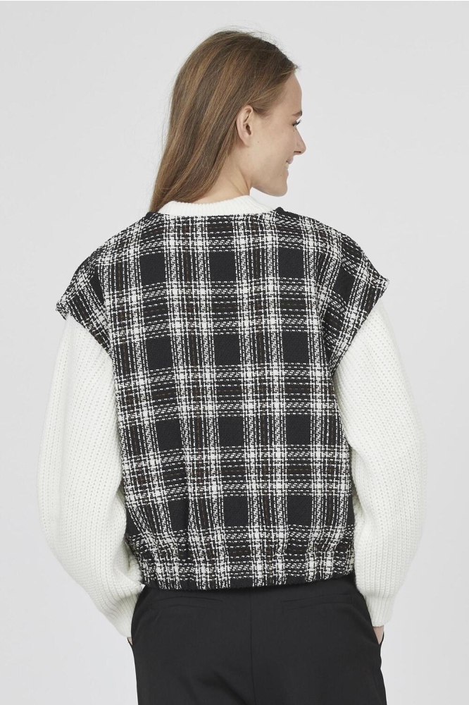 SisterS point zwarte dames gilet | Model achteraanzicht