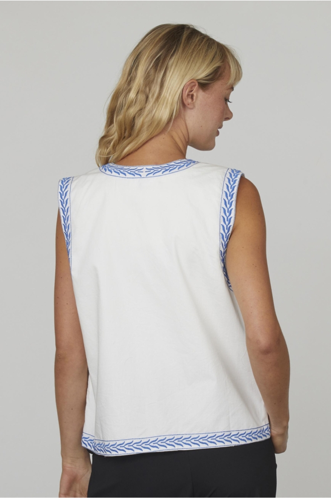 SisterS point witte dames gilet | Model achteraanzicht