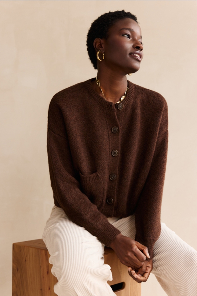 LolaLiza bruine dames vest | Model vooraanzicht