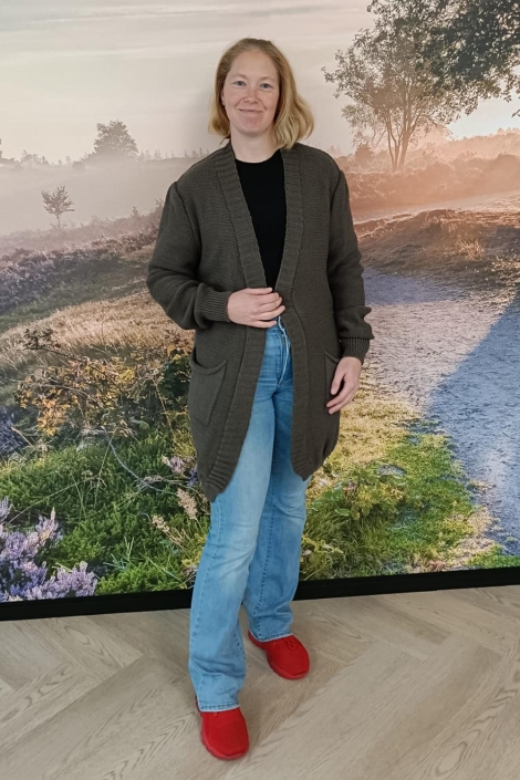 FOS Amsterdam taupe dames vest | Model