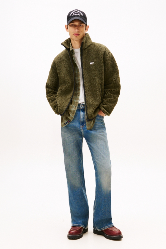 Tommy Jeans groene heren vest | Model