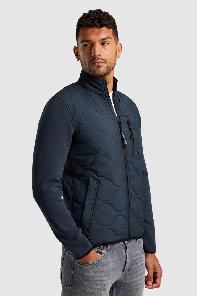 Cast Iron blauwe heren vest | Model vooraanzicht