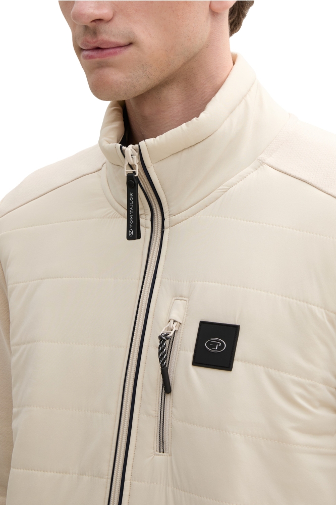 Tom Tailor beige heren vest | Close up