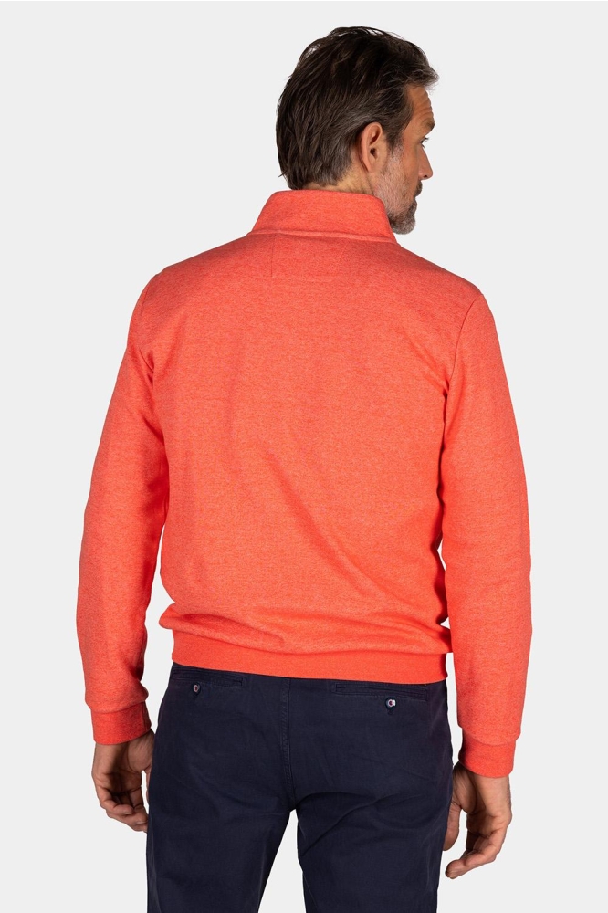 NZA oranje heren sweater | Model achteraanzicht