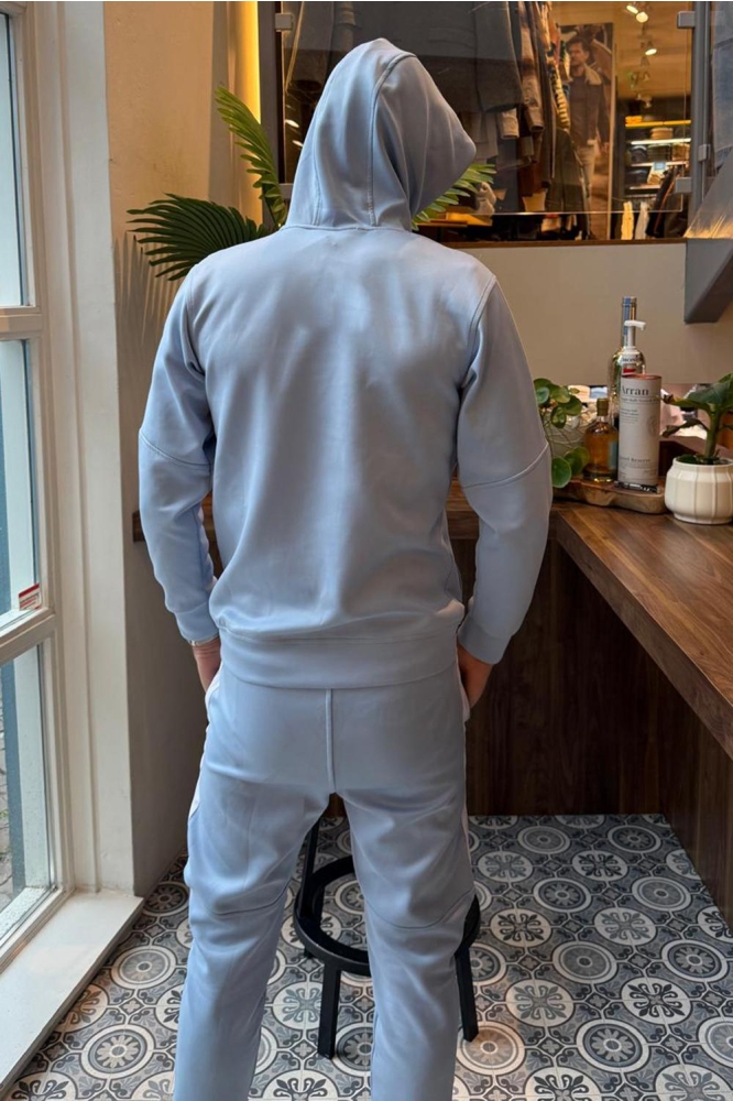 Ballin blauwe heren sweater | Model achteraanzicht