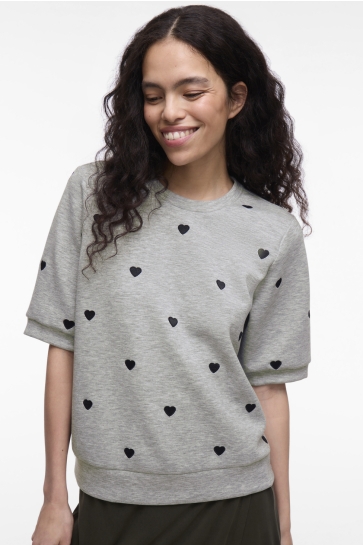Vila Trui VISIF S/S EMBR HEART SWEAT / T 14113196 LIGHT GREY MELANGE/BLACK HEART EMBROIDER