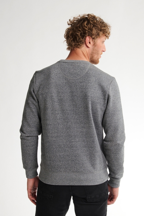 Petrol Industries grijze heren sweater | Model achteraanzicht