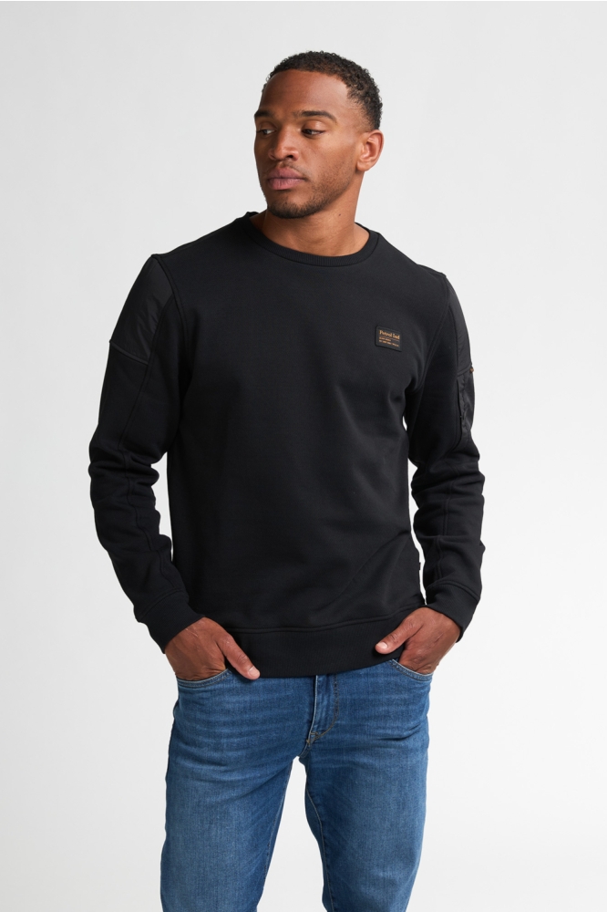 Petrol Industries blauwe heren sweater | Model vooraanzicht