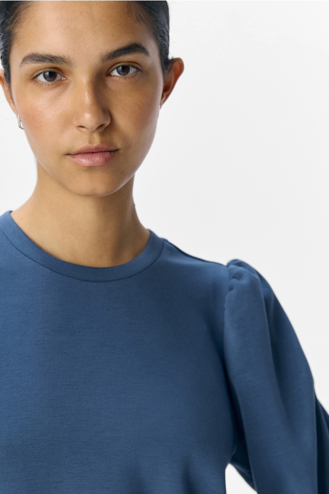 Object blauwe dames sweater | Close up