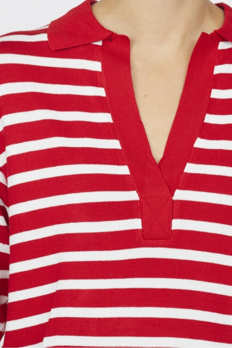 SisterS point rode dames t-shirt | Close up
