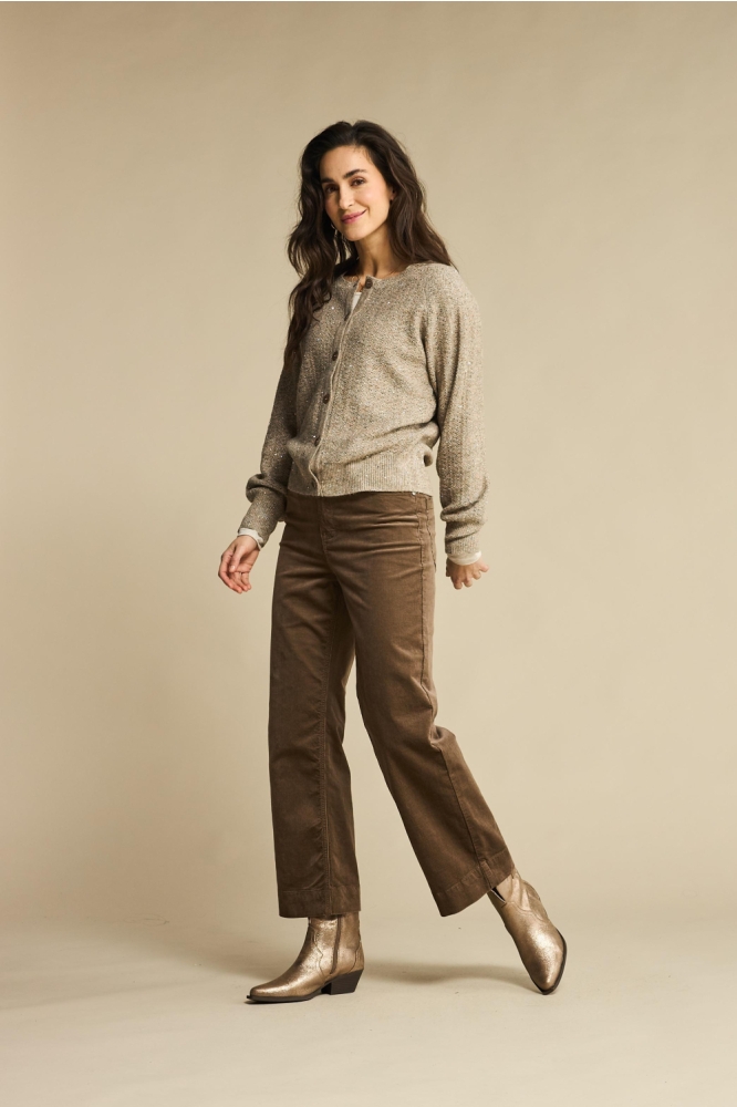 Red Button bruine dames vest | Model zijaanzicht