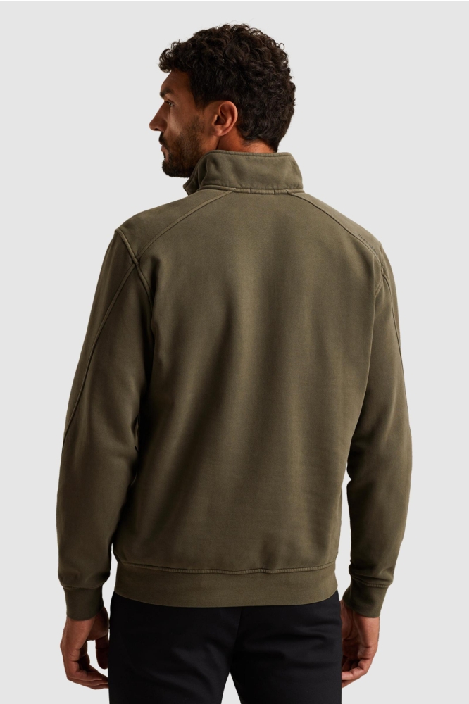 Cast Iron groene heren sweater | Model achteraanzicht