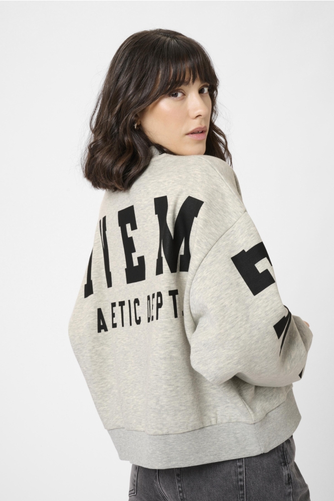 Kaffe grijze dames sweater | Model achteraanzicht