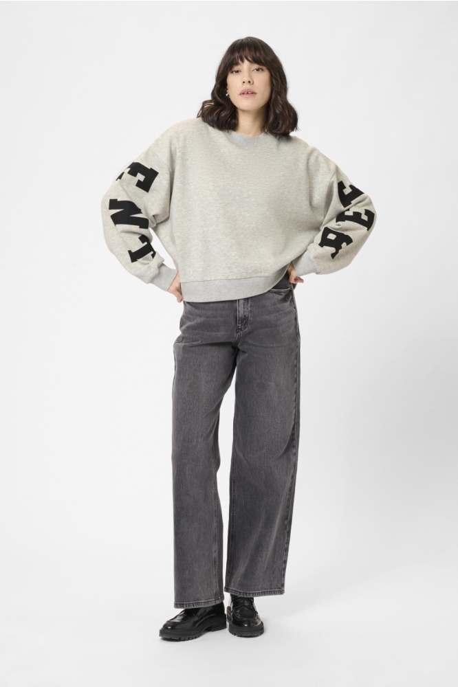 Kaffe grijze dames sweater | Model