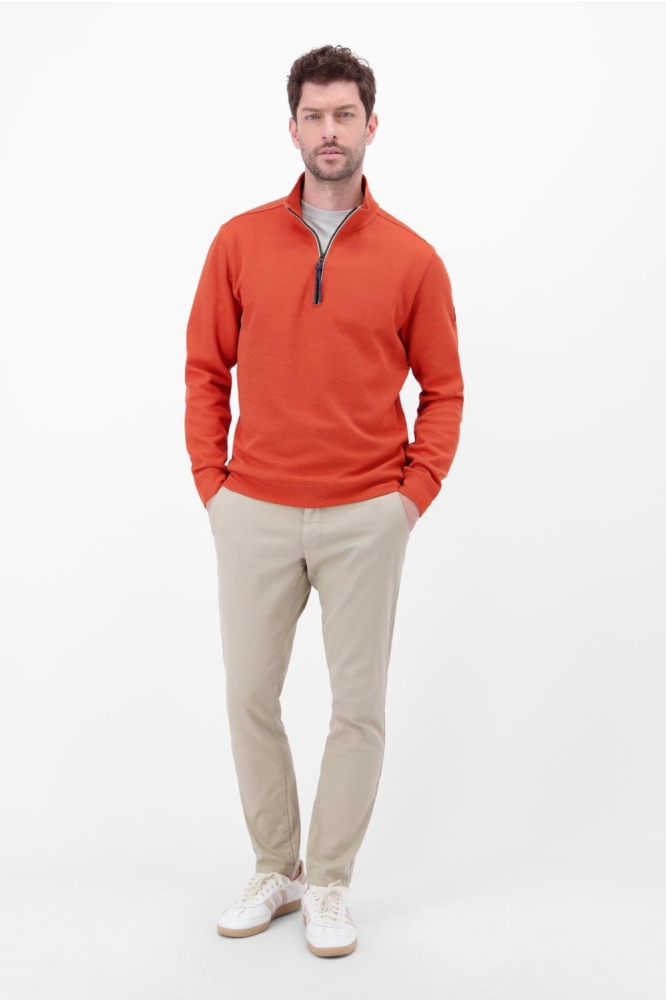 Lerros oranje heren trui | Model