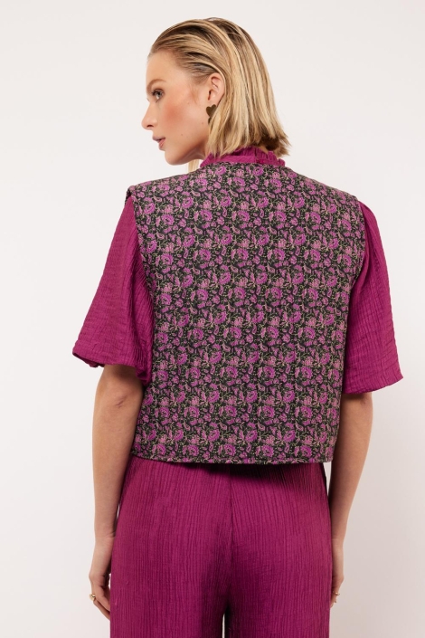Fluresk paarse dames gilet | Model achteraanzicht