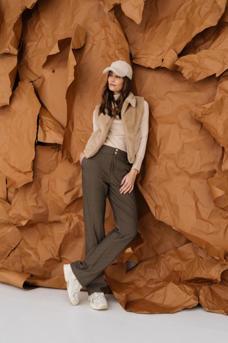 Maicazz beige dames gilet | Model