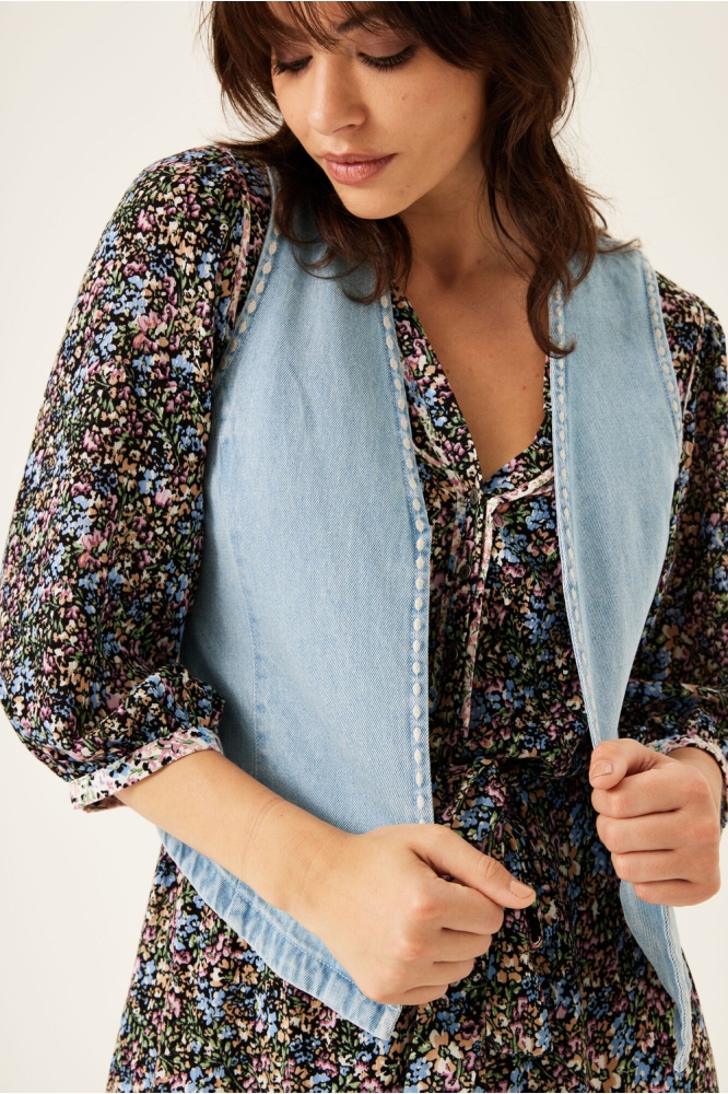 DENIM GILET C30091 2153 BRIGHT BLUE