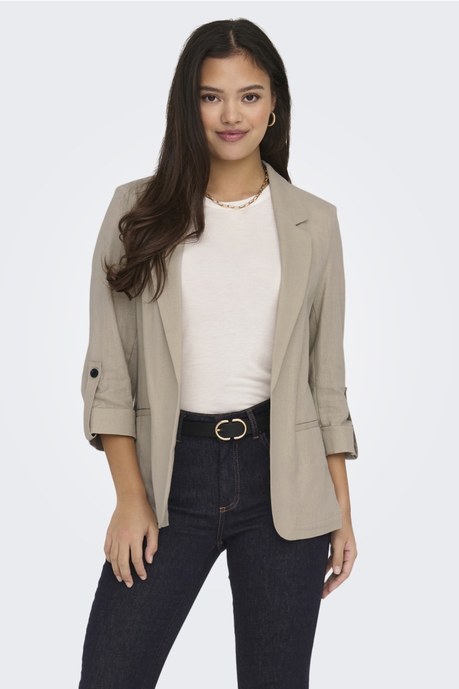Only beige dames blazer | Model vooraanzicht