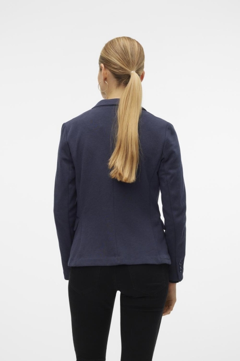 Vero Moda blauwe dames blazer | Model achteraanzicht