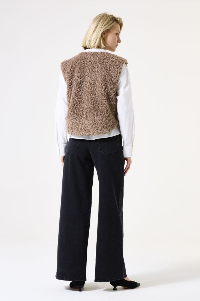 Garcia taupe dames gilet | Model