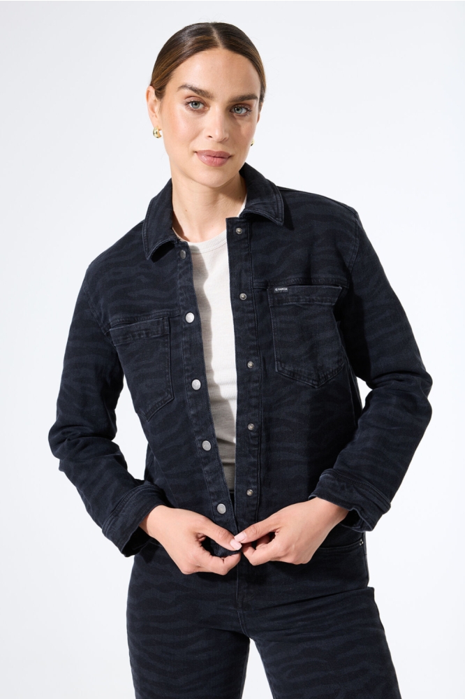 Garcia zwarte dames jas | Model vooraanzicht