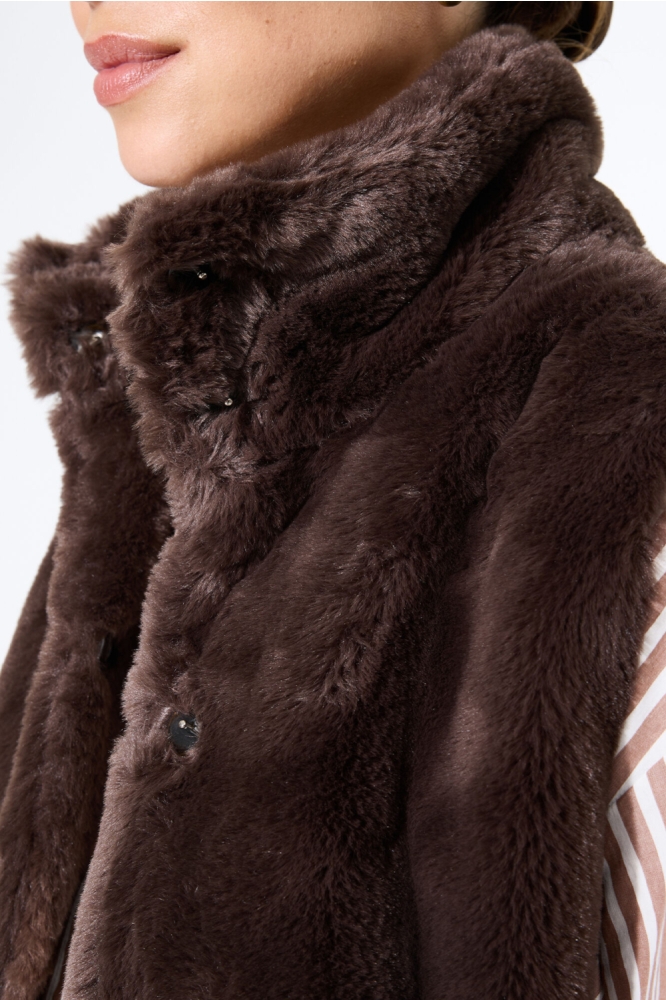 Garcia bruine dames gilet | Close up