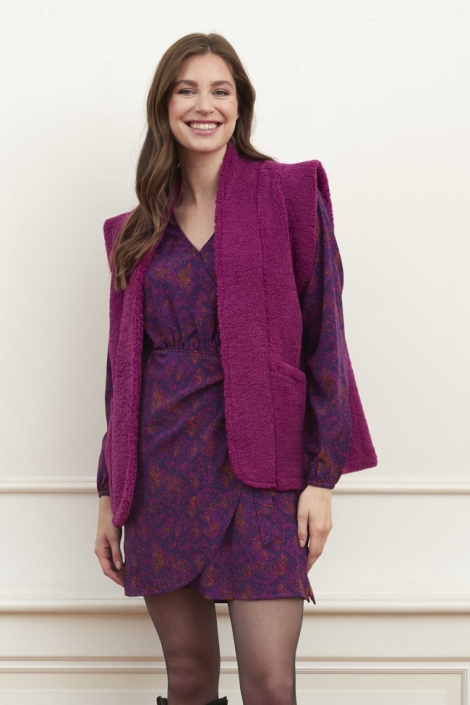 Lofty Manner paarse dames gilet | Model vooraanzicht