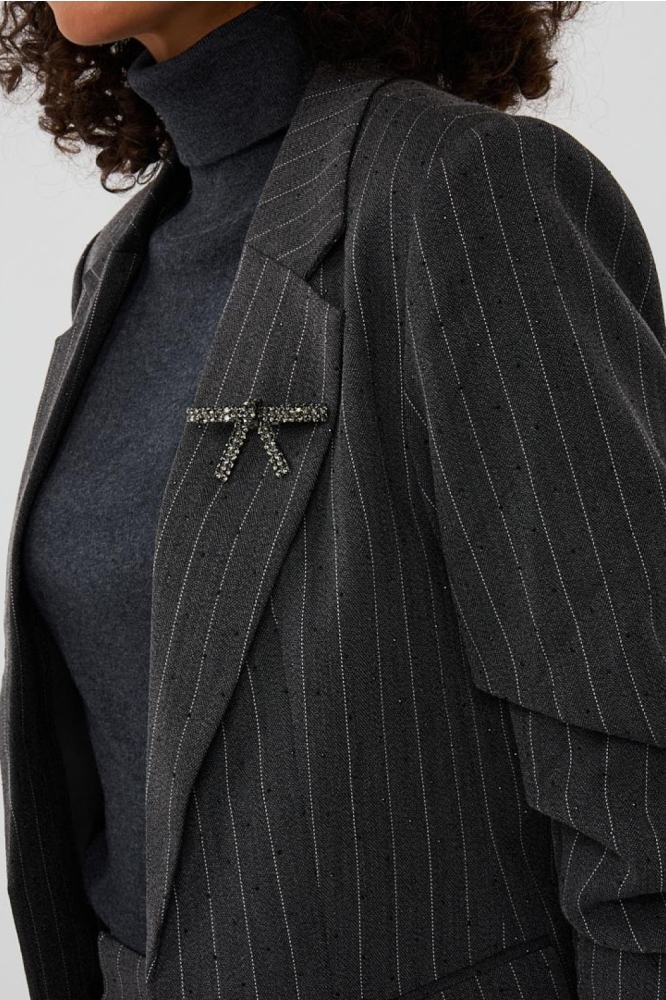 EsQualo grijze dames blazer | Close up