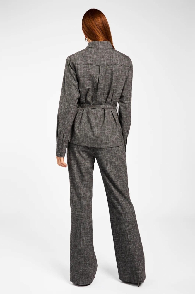 Aaiko zwarte dames blazer | Model achteraanzicht