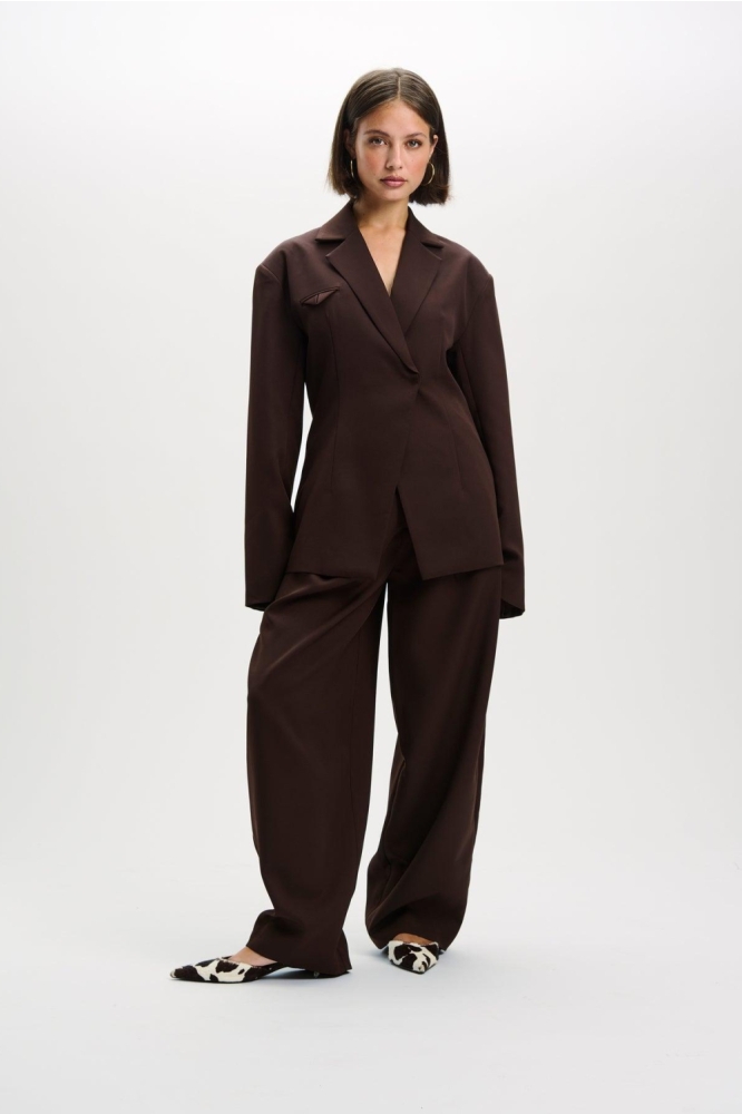 Refined Department bruine dames blazer | Model