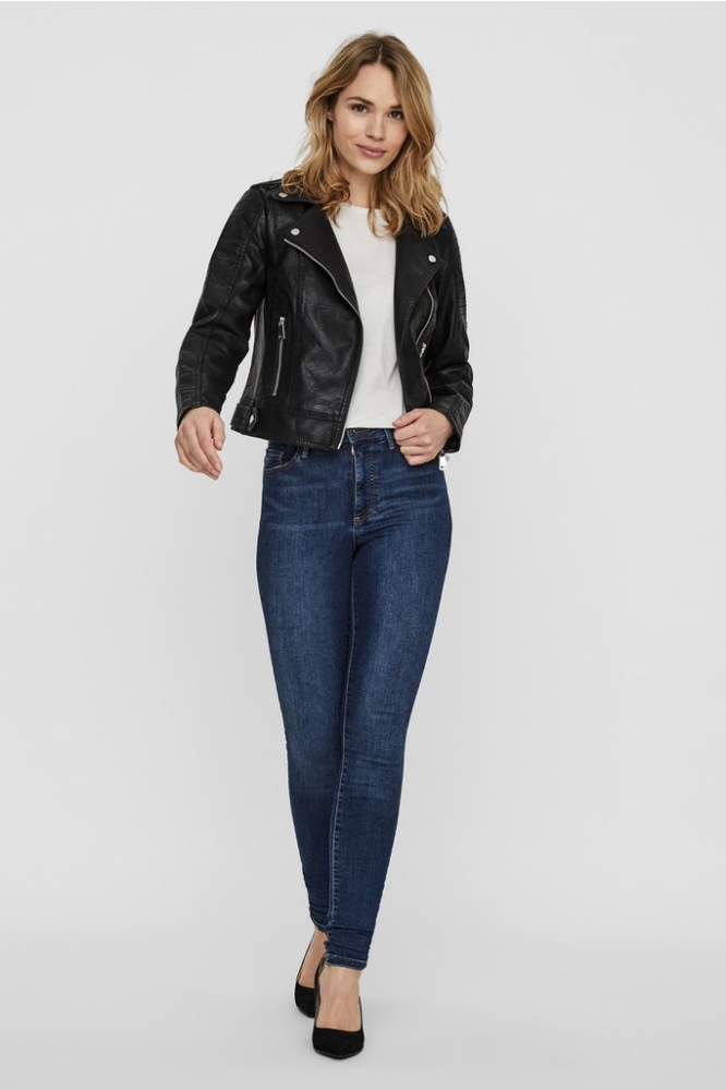 Vero Moda zwarte dames jas | Model