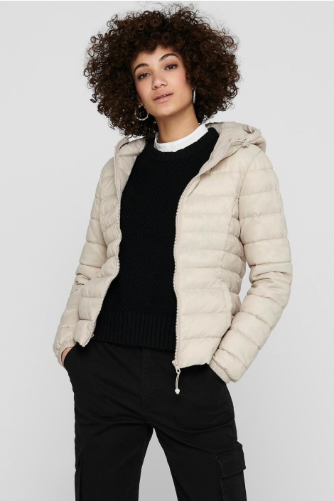 Only beige dames jas | Model vooraanzicht