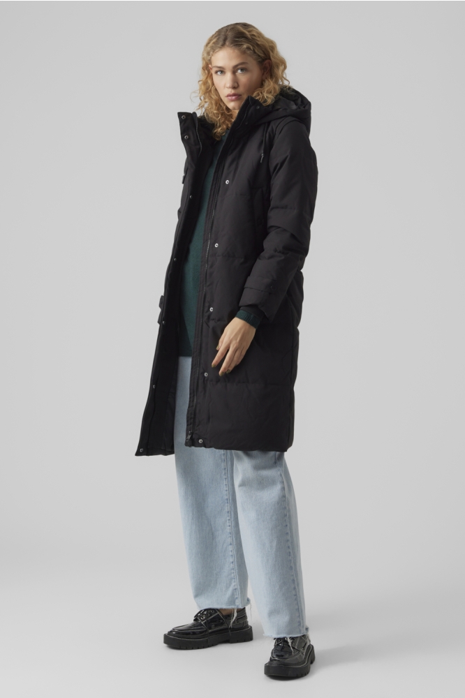 Vero Moda zwarte dames jas | Model zijaanzicht