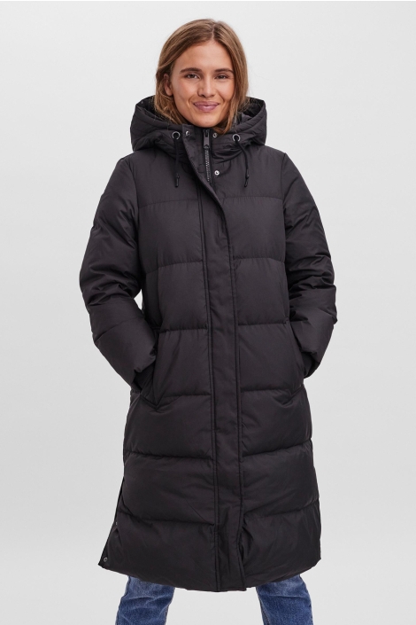Vero Moda zwarte dames jas | Model vooraanzicht