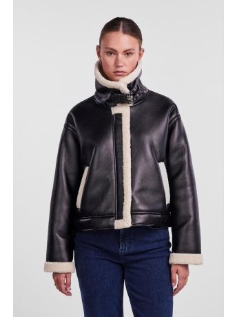 Pieces Jas PCJANELLE SHORT PU JACKET W. FAUX F 17141595 BLACK/Birch fur