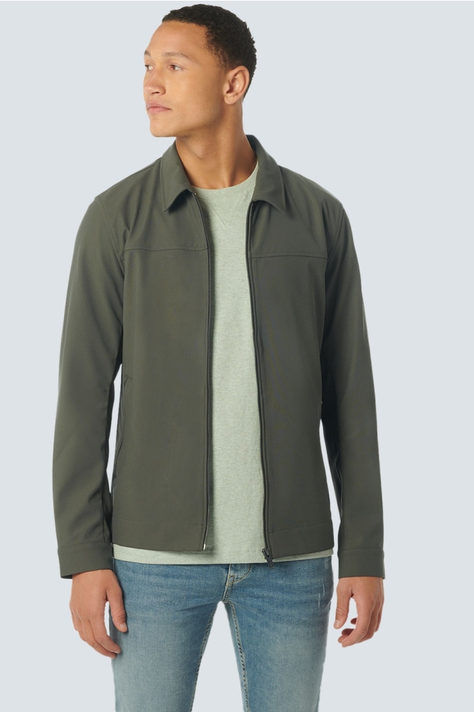 NO-EXCESS groene heren jas | Model achteraanzicht