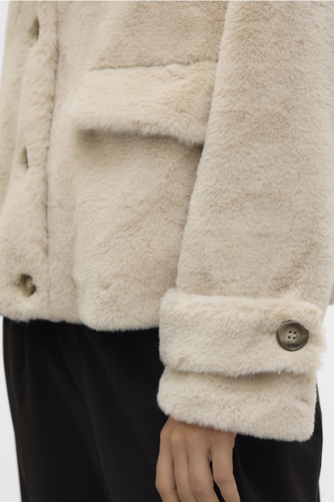 Vero Moda ecru dames jas | Close up