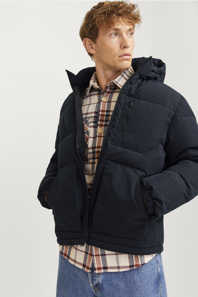 Jack & Jones blauwe heren jas | Model vooraanzicht