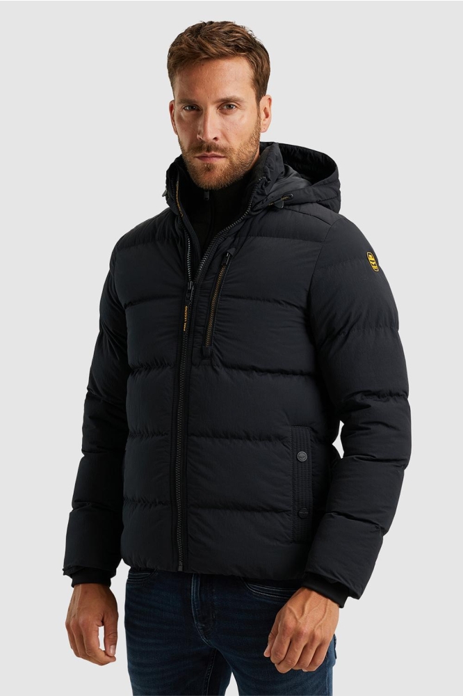 PME legend zwarte heren jas | Model vooraanzicht