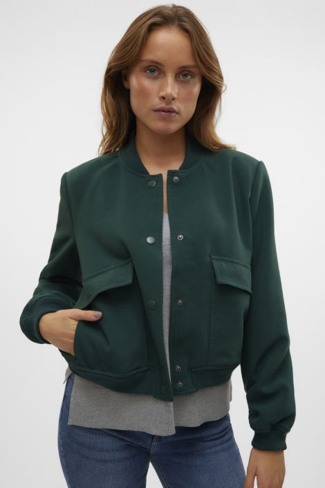 Vero Moda groene dames jas | Model vooraanzicht
