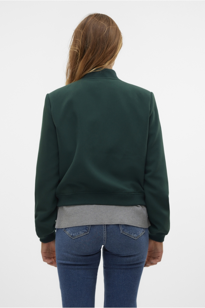 Vero Moda groene dames jas | Model achteraanzicht